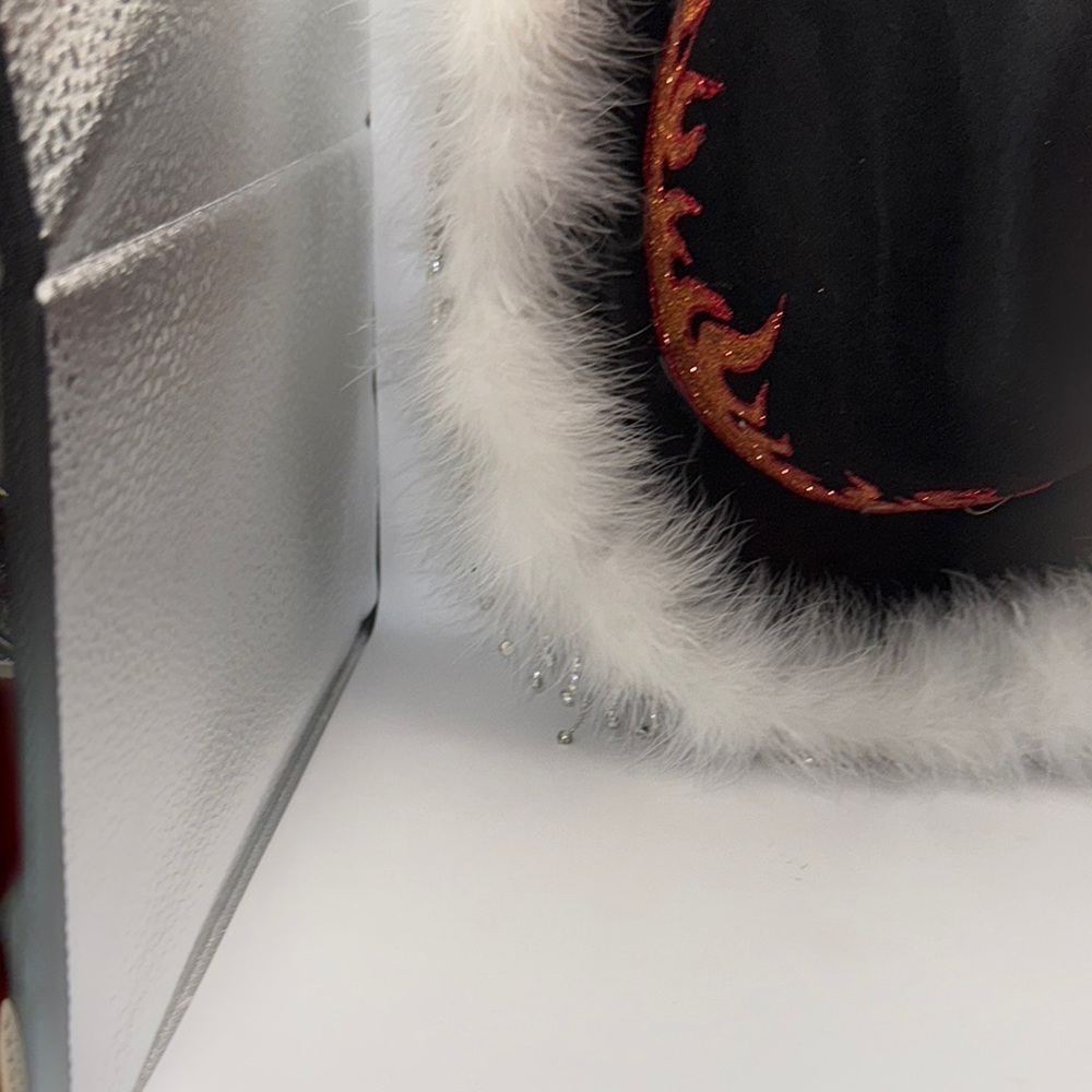 Black flame felt cowboy  hat  White Faux Fur Trim and dangling rhinestones - Picture 9 of 11